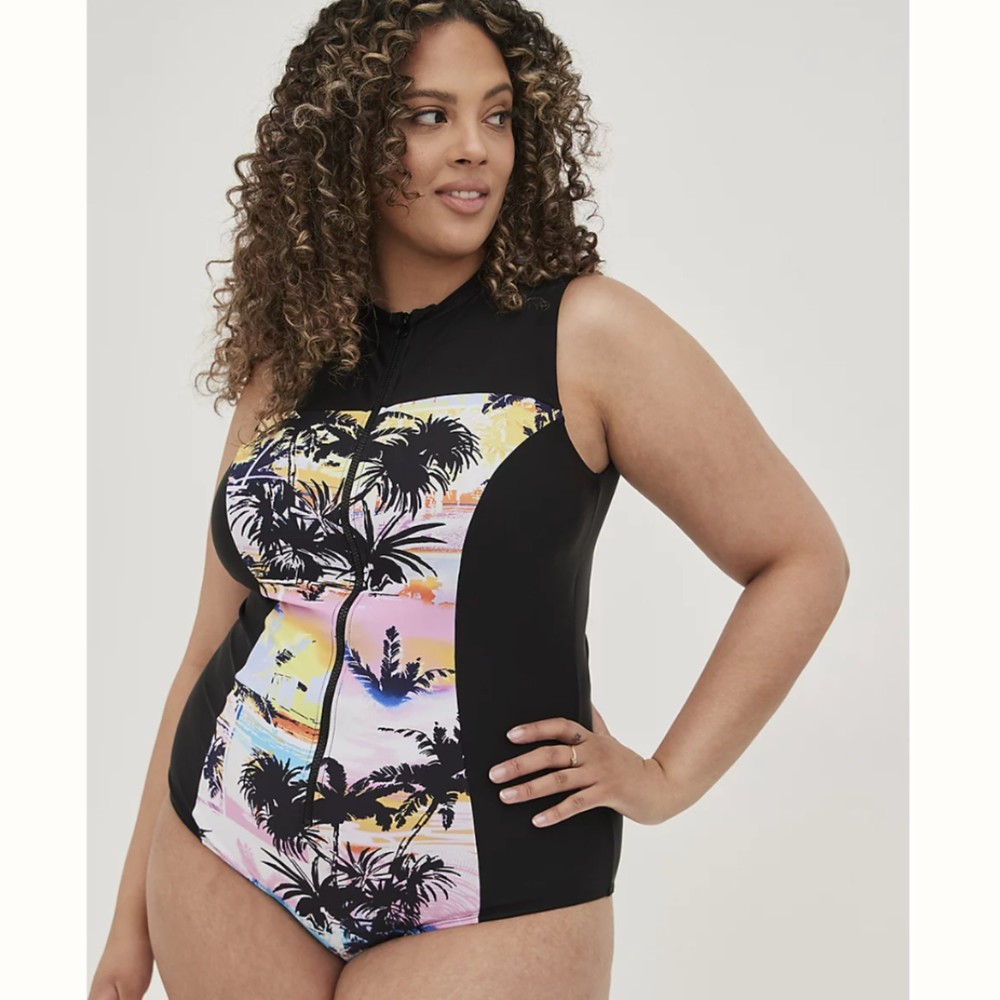 NEW Torrid Active Bathing Suit Wireless Rashguard One Piece Size 1